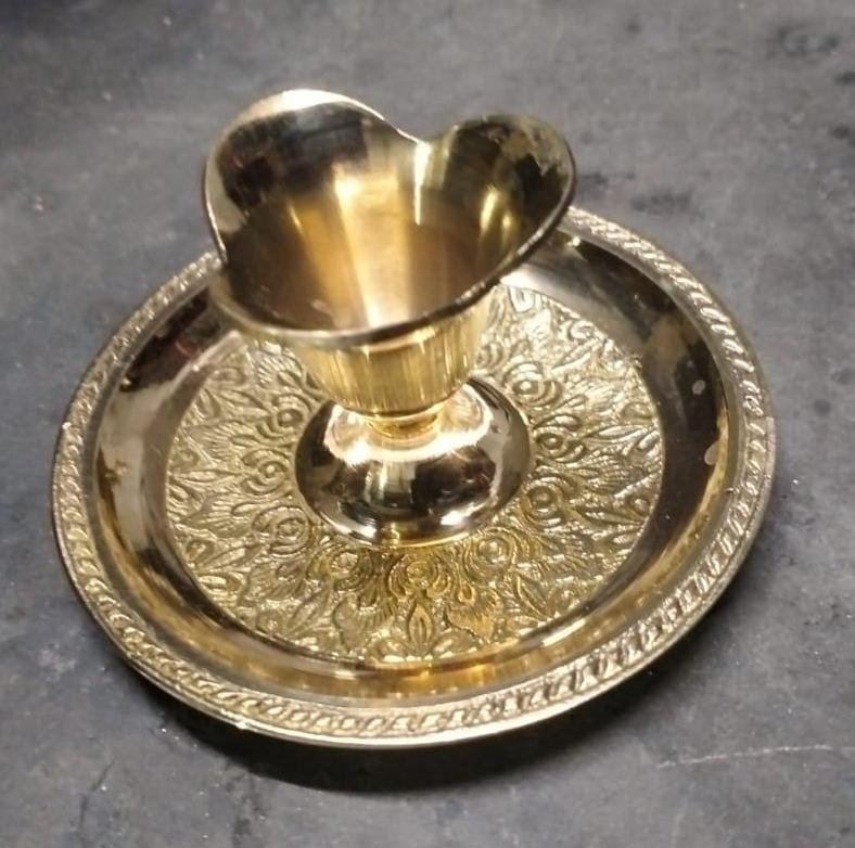 brass-engraved-puja-thali-set-with-integrated-tulip-diya